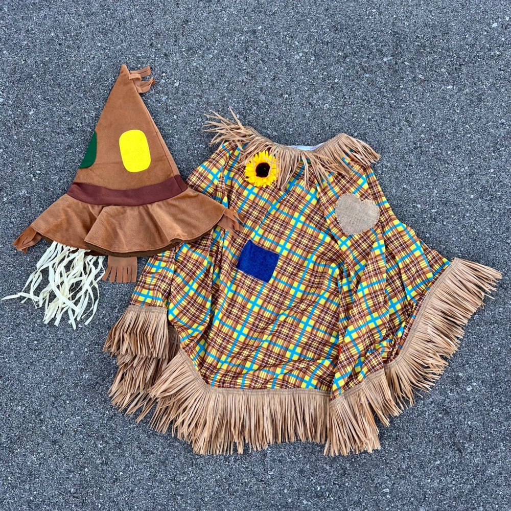 Womens Scarecrow Costume Set Plaid Poncho and Patchwork Hat Brown Yellow